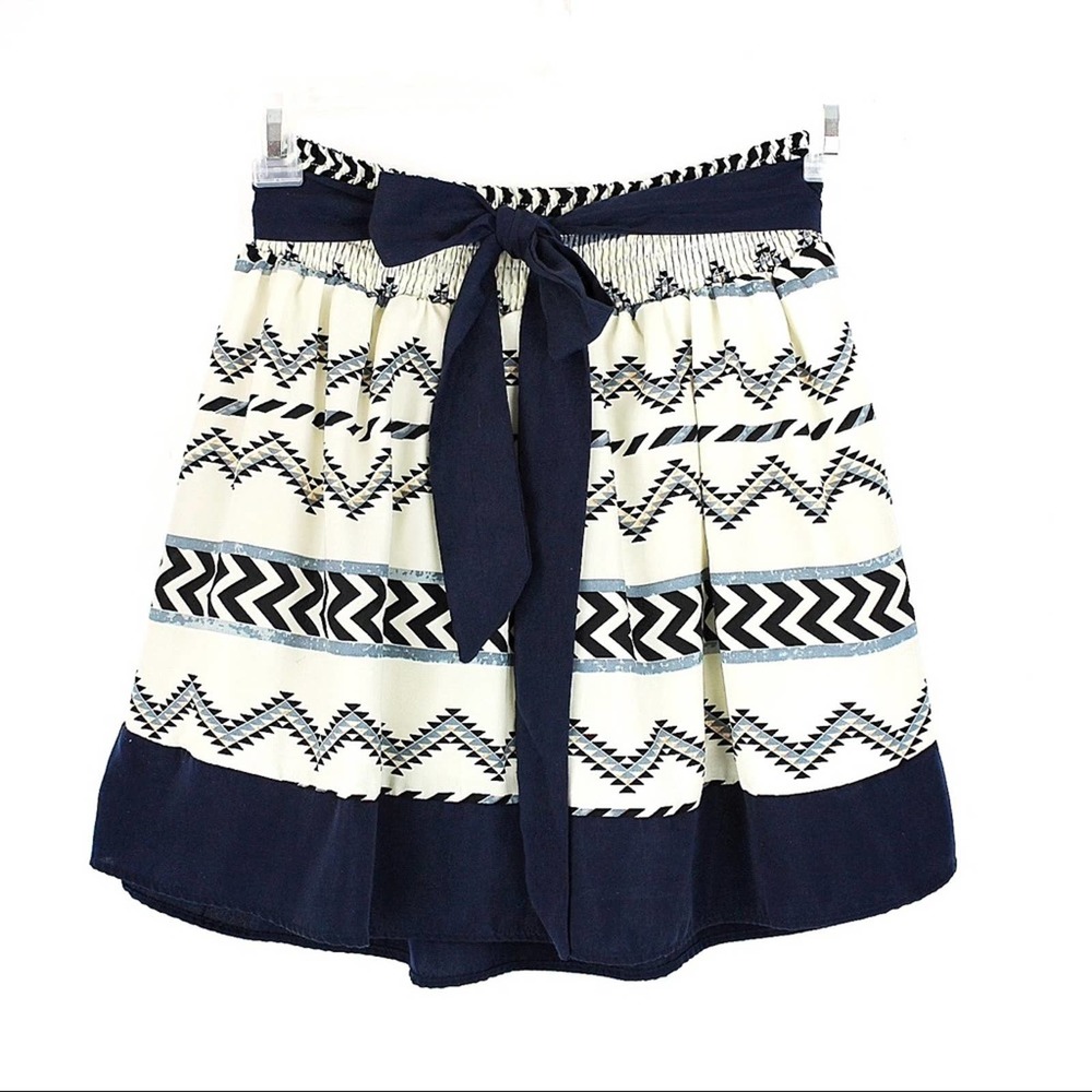 Junior's Girls Intro Mini Skirt With Tie Belt, Lined, Blue, White, Size Large